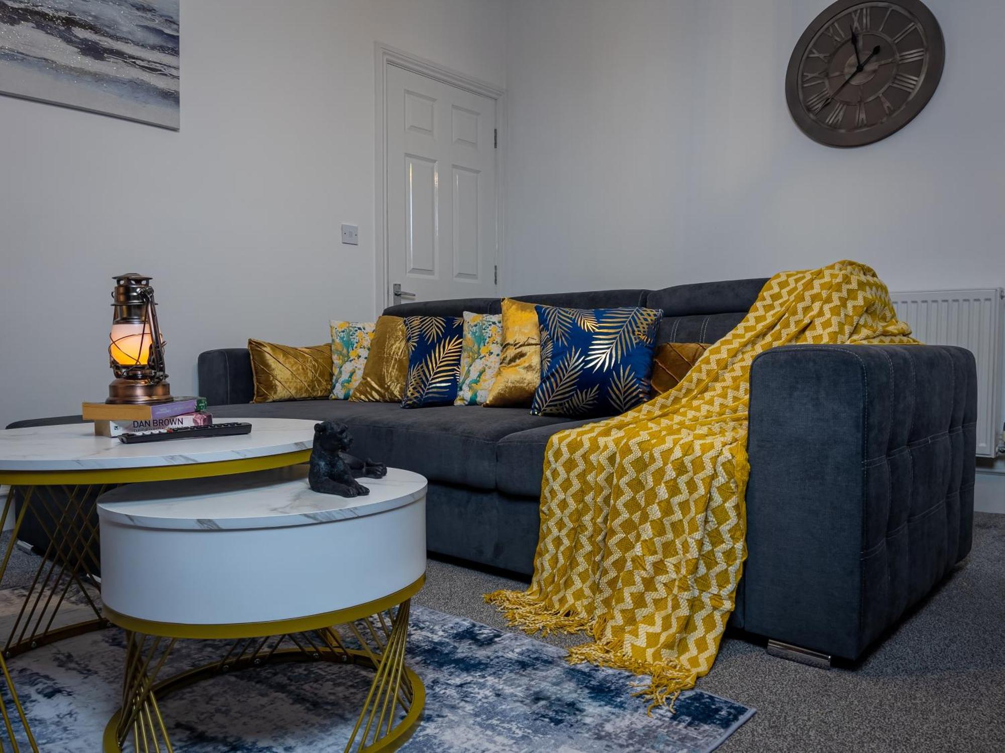 Bliss On The Bay Apartment Eastbourne Exterior photo