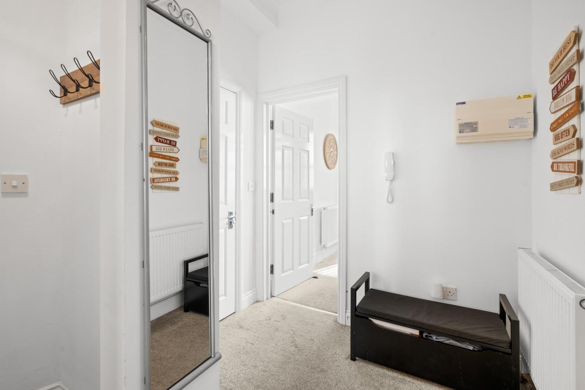 Bliss On The Bay Apartment Eastbourne Exterior photo