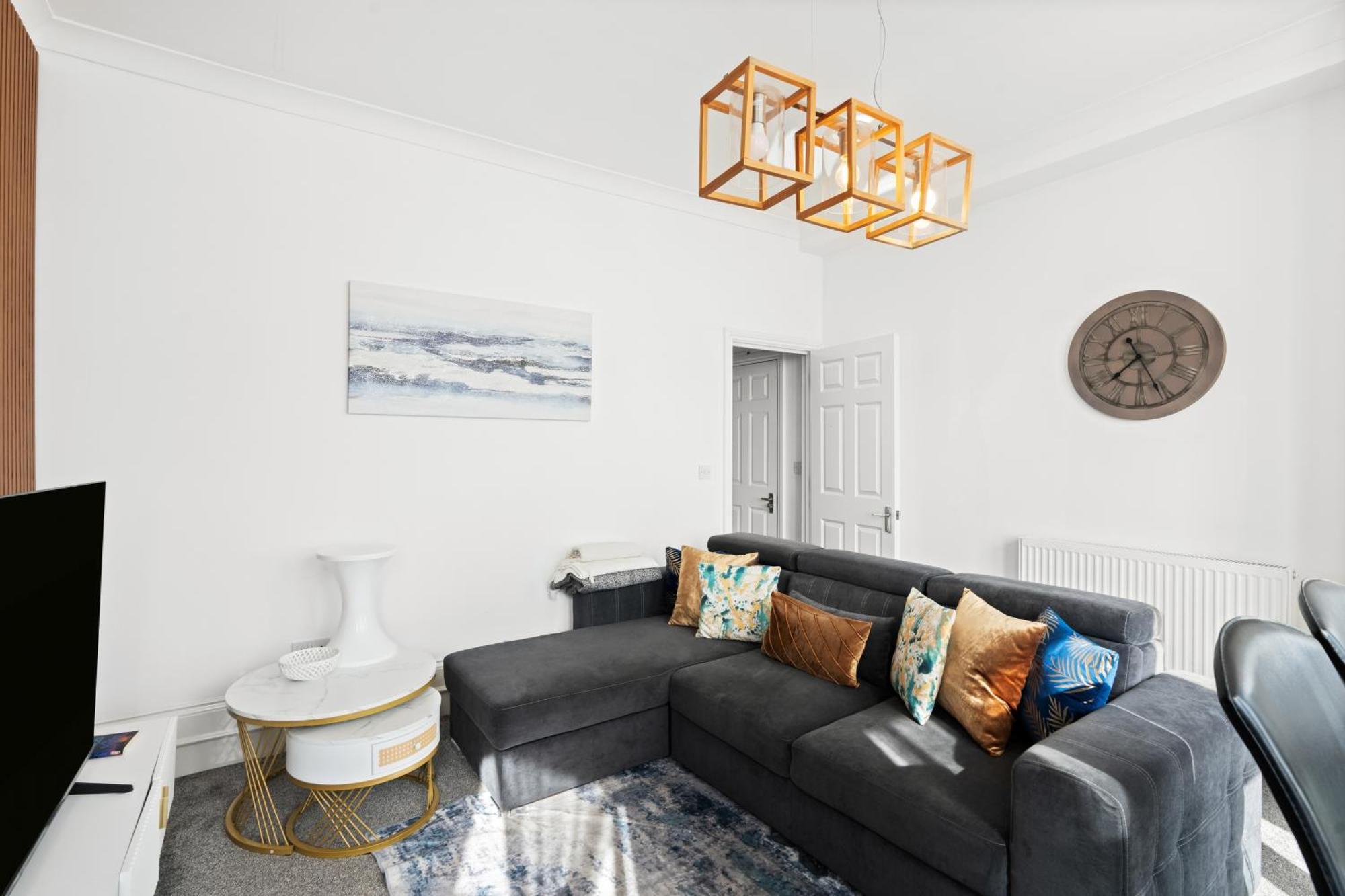 Bliss On The Bay Apartment Eastbourne Exterior photo